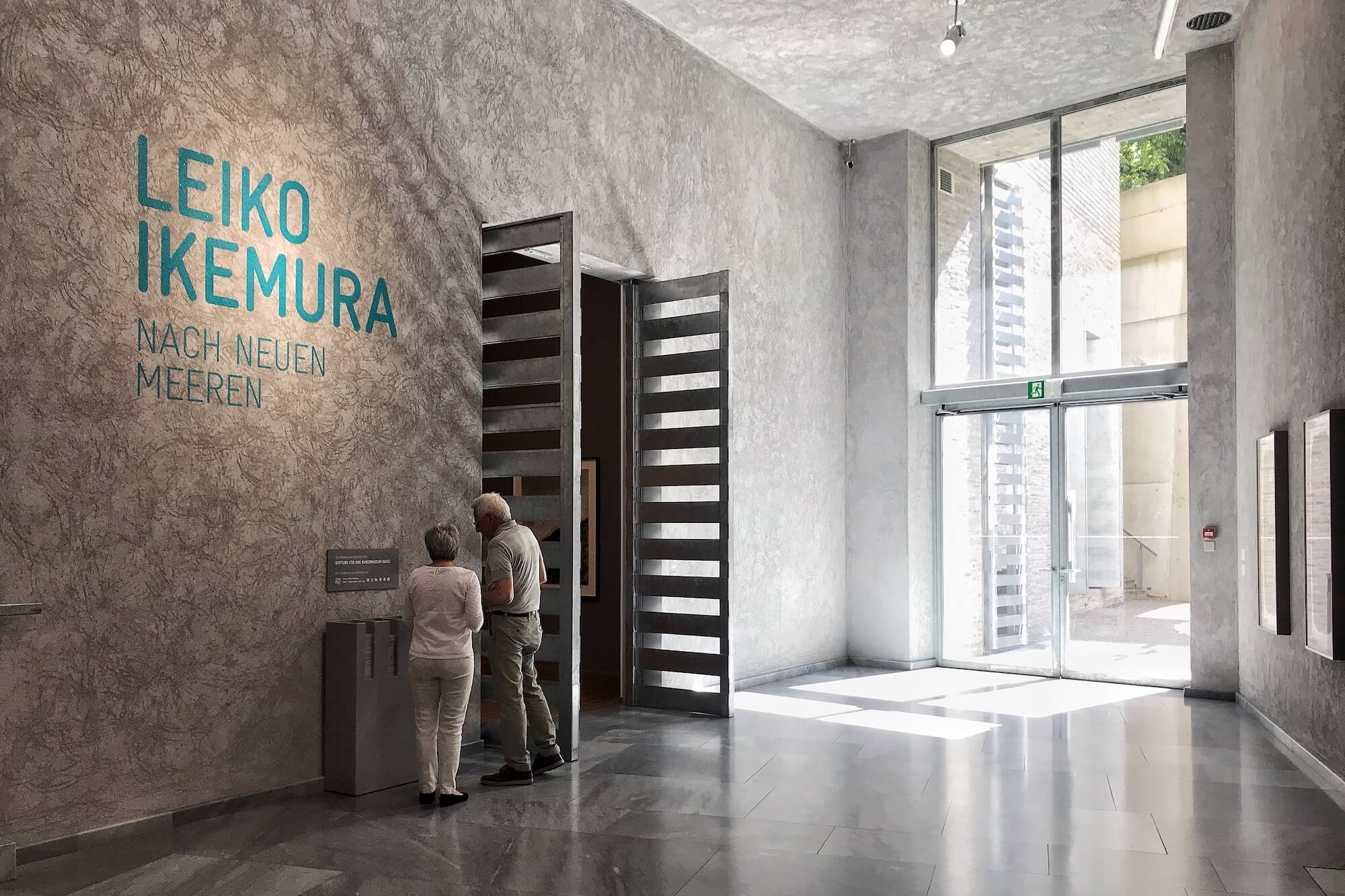 Das Kunstmuseum Basel widmet der japanisch-schweizerischen Künstlerin Leiko Ikemura mit der Ausstellung "Nach neuen Meeren" eine Retrospektive.