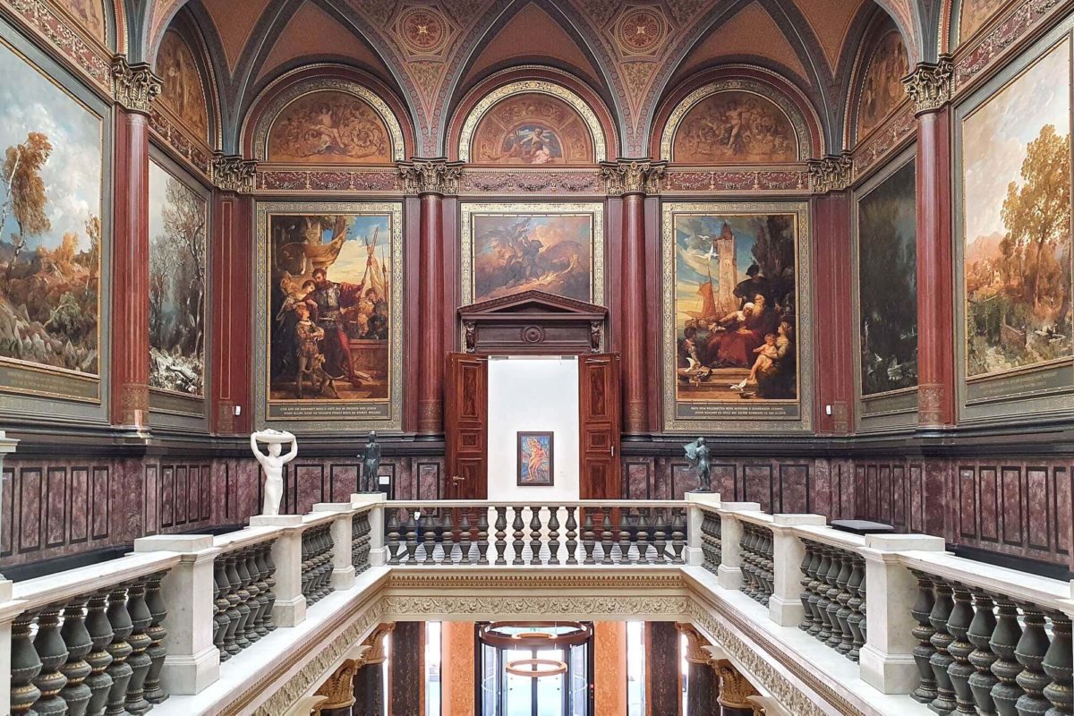 Die Metaphysische Malerei von Giorgio de Chirico steht im Zentrum der Ausstellung "Magische Wirklichkeit" in der Hamburger Kunsthalle.