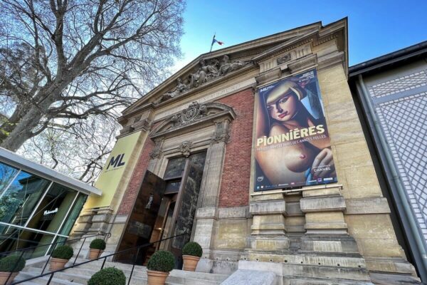 Die Ausstellung "Pionnières. Artistes dans le Paris des Années folles" ist noch bis Mitte Juli 2022 im Musée du Luxembourg in Paris zu sehen.