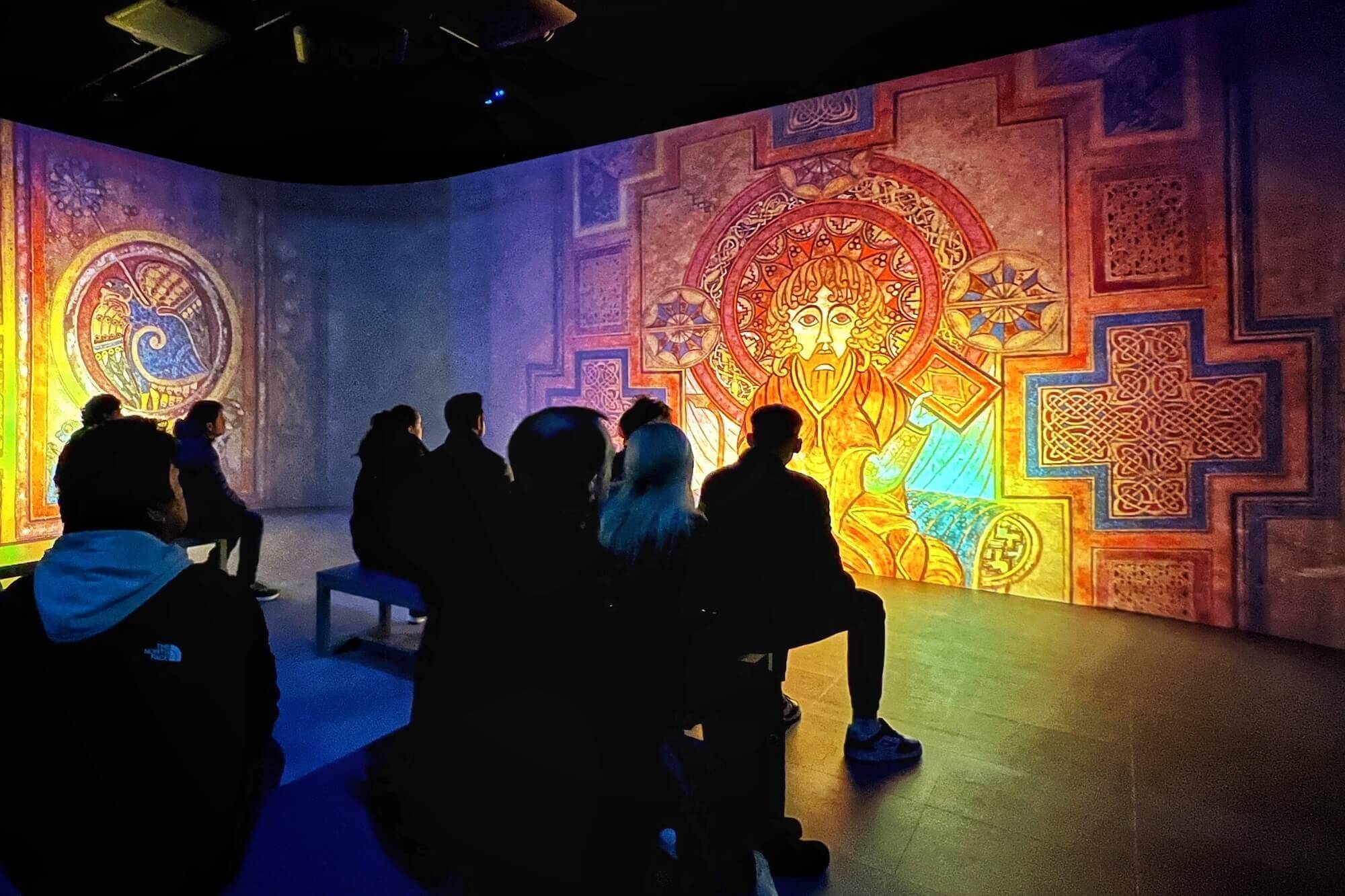 Blick ins Mittelalter: Eine Ausstellung zeigt die Geschichte des Book of Kells