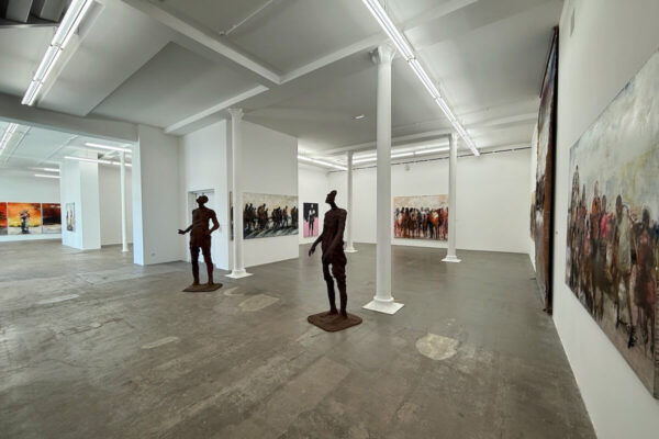 Von Christophe Hohler sind in der Ausstellungen Zeichnungen, Gemälde, Installationen und Skulpturen zu sehen.