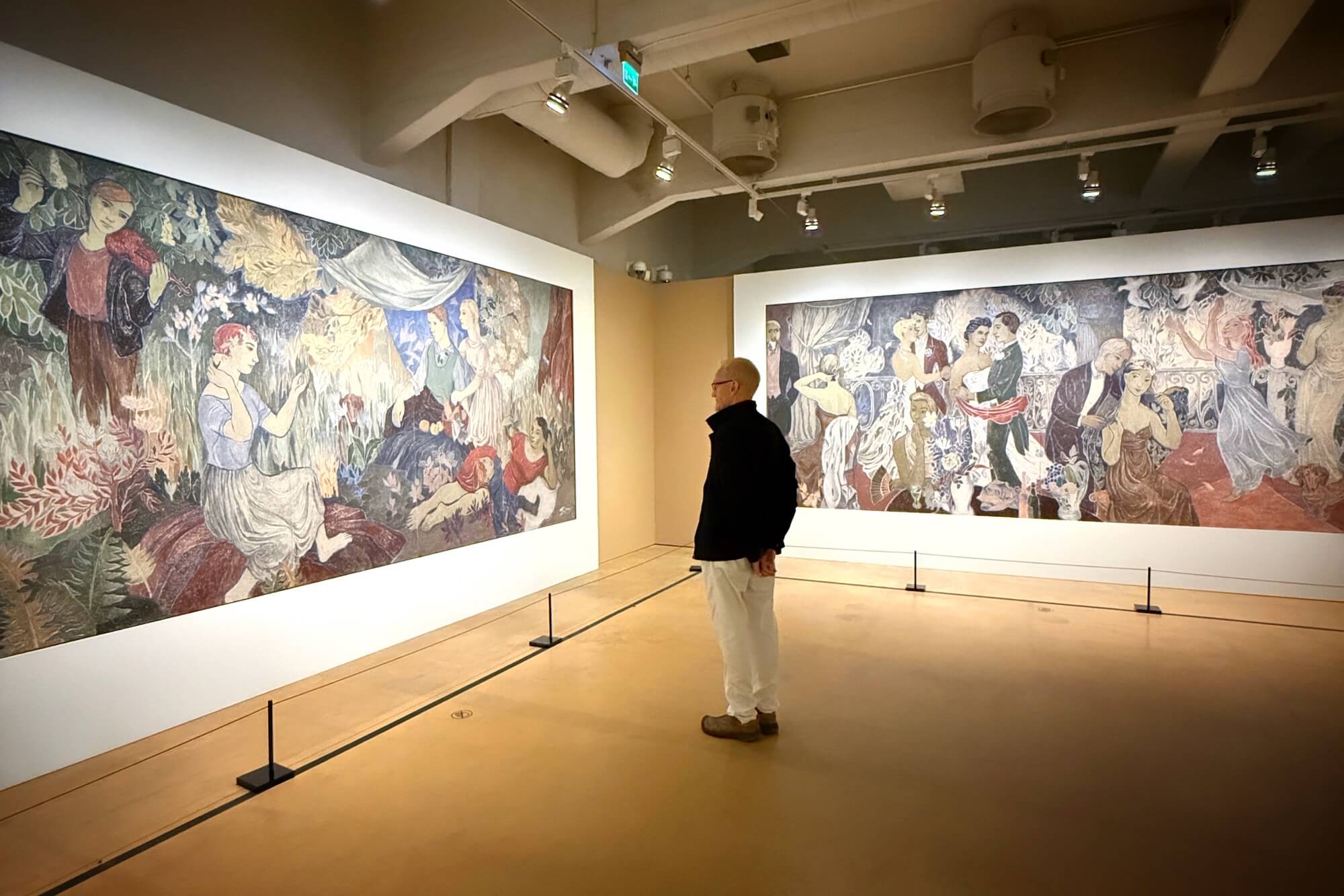 In der Ausstellung "Tove Jansson: Fresken und der Hut des Kobolds" zeigt das HAM - Helsinki Art Museum diverse künstlerische Arbeiten der Erfinderin der Mumins.