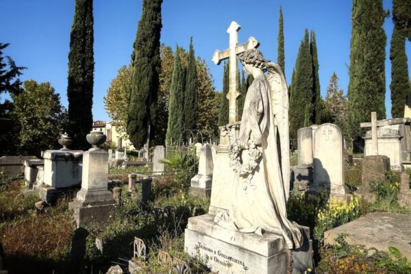 Auf dem Englischen Friedhof in Florenz befinden sich über 1.400 Gräber.