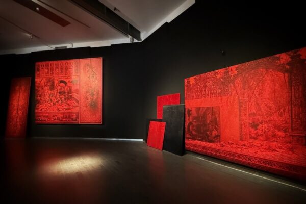 Die Ausstellung vereint Werke aus drei Jahrzehnten von Javier Garcerá.